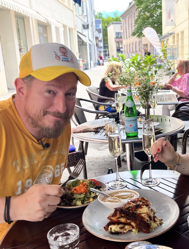 Dibbelabbes im Restaurant geht auch mit Lachs 